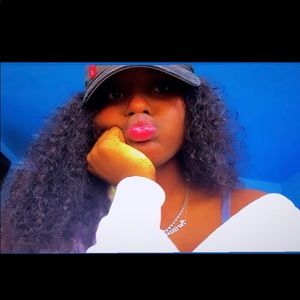 Meet your Posher, Paris